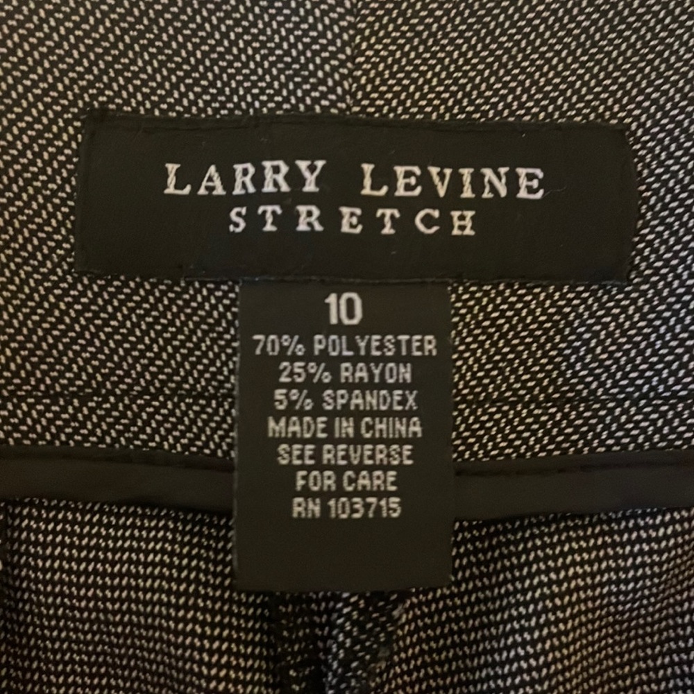 Women’s size 10 Dress pants. Like new